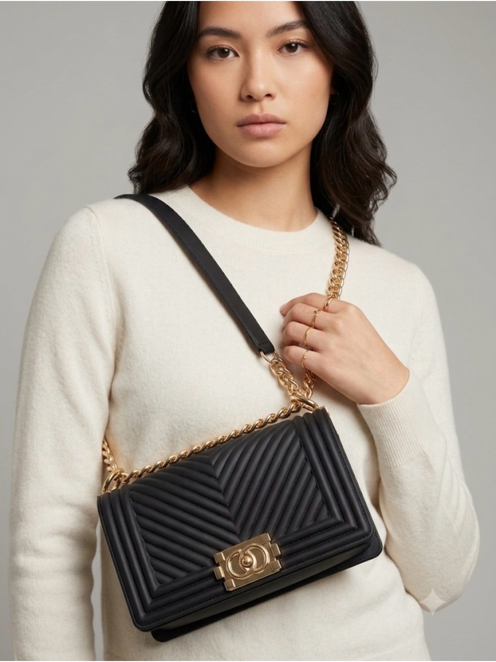 Black Jelly Silicone Crossbody Bag Chevron Gold Chain | NWOT